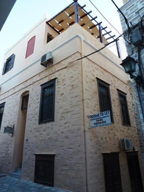 Odos Odysseos Aparthotel Ermoupoli Exterior photo